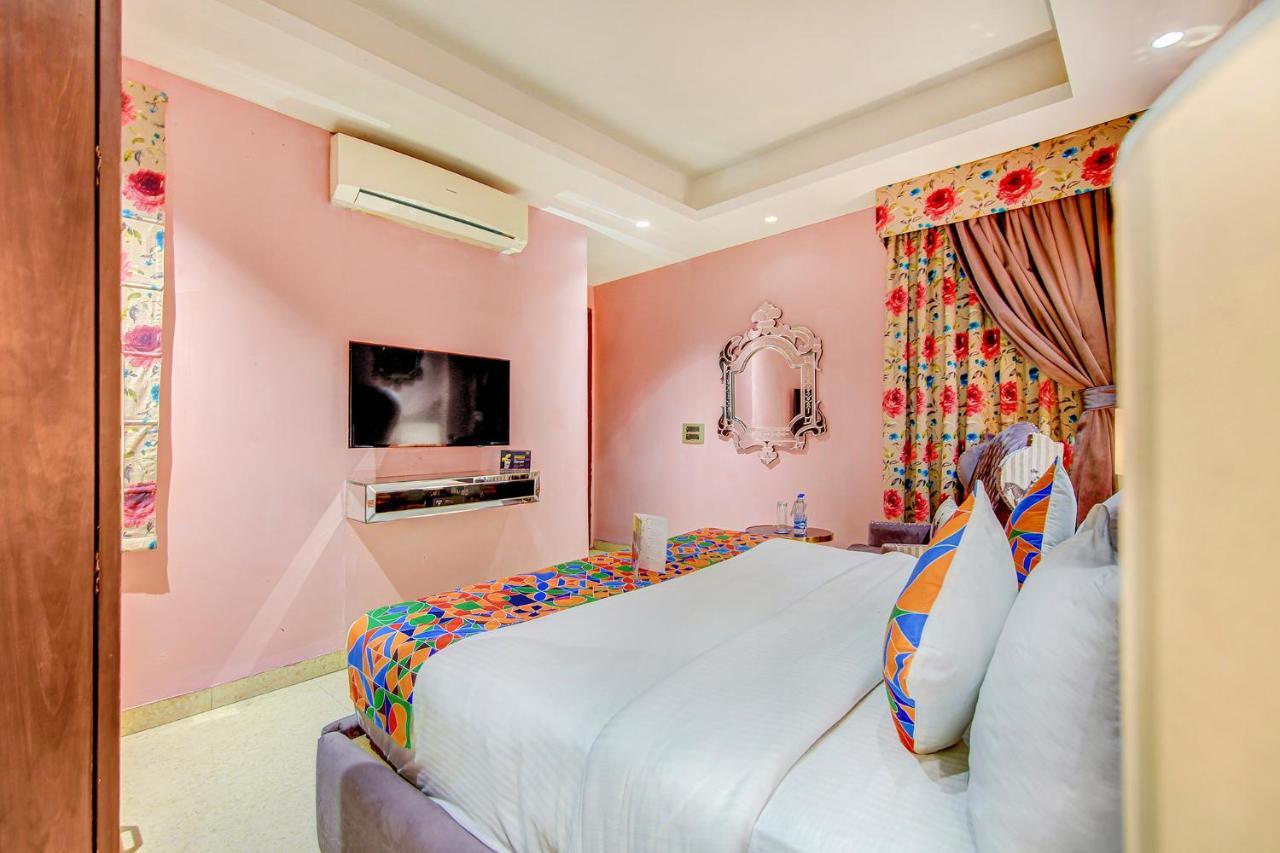 Fabhotel Cotts Villa Vasant Kunj Neu-Delhi Exterior foto