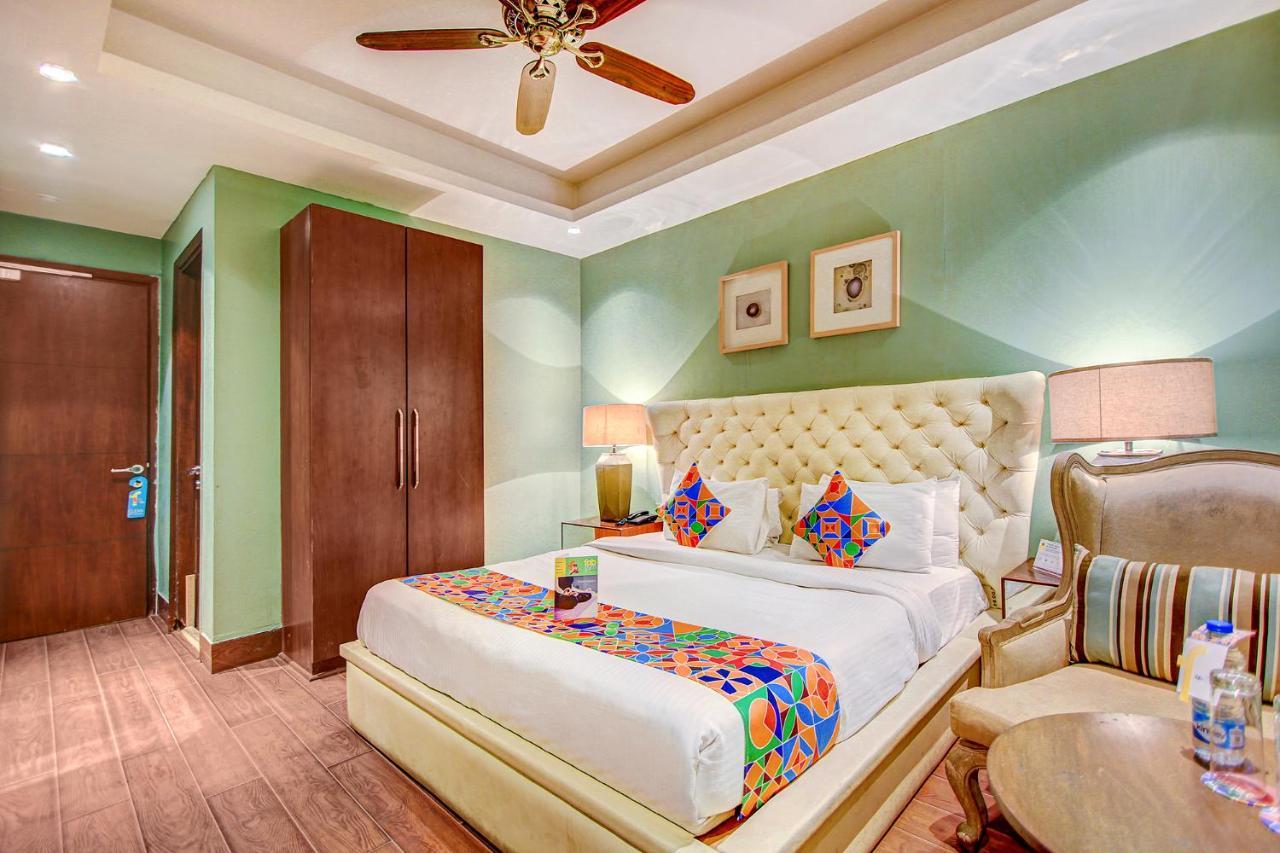 Fabhotel Cotts Villa Vasant Kunj Neu-Delhi Exterior foto